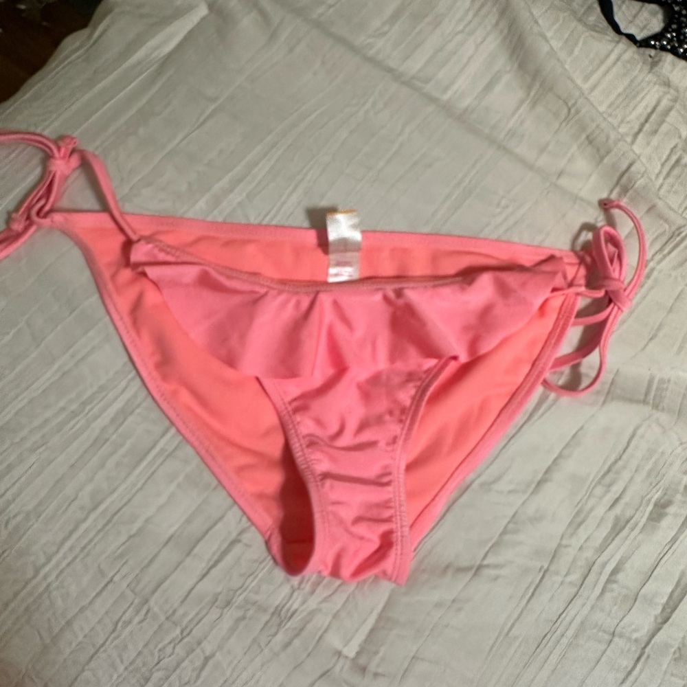🌸🌸No Boundaries Pink Bikini Bottom
